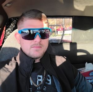 Meet your Posher, Justin